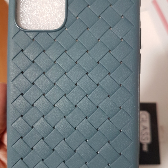 IPhone case - Picture 4 of 4